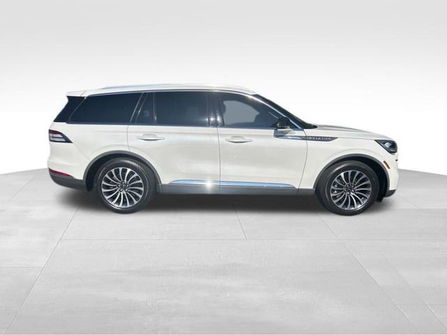 Used 2021 Lincoln Aviator Reserve w/ Class IV Trailer Tow Package image 9