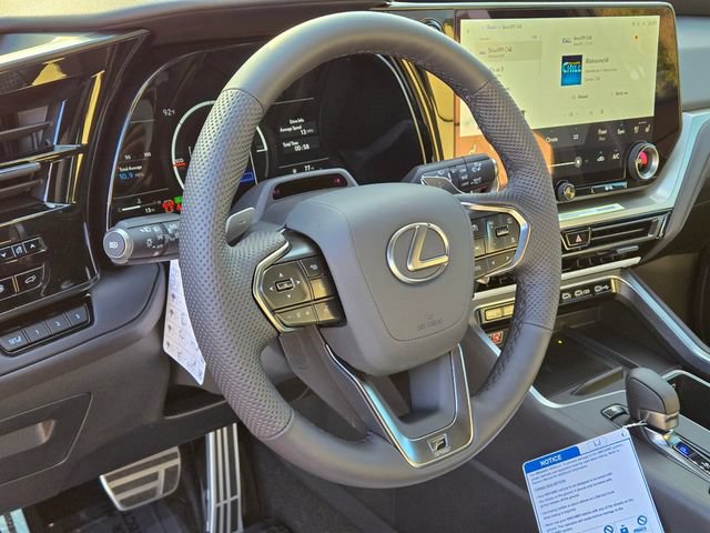 New 2026 Lexus TX 500h AWD image 10
