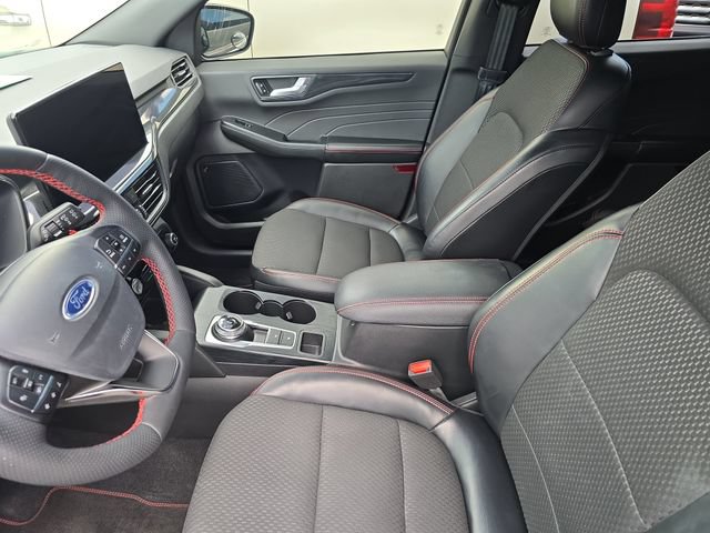 Used 2023 Ford Escape ST-Line Select w/ Tech Pack #2 AWD/4WD image 18
