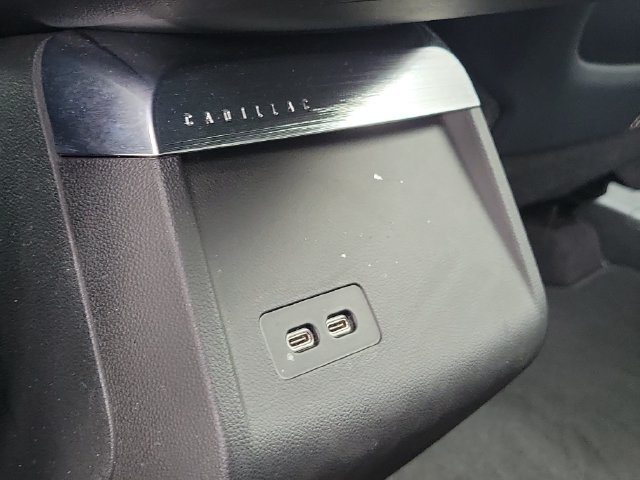 Certified 2024 Cadillac Lyriq Luxury w/ LPO, Floor Liner Package AWD/4WD image 21