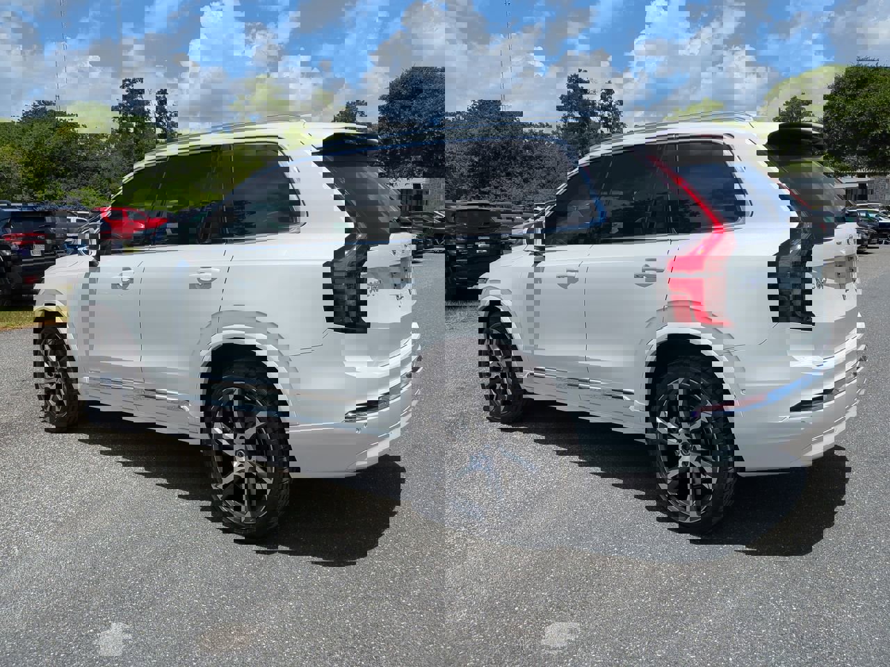 New 2025 Volvo XC90 B6 Ultra w/ Lounge Package image 6