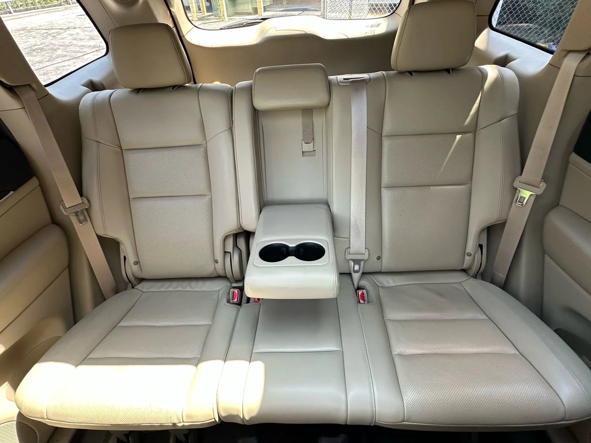 Used 2018 Jeep Grand Cherokee Limited w/ Luxury Group II image 28