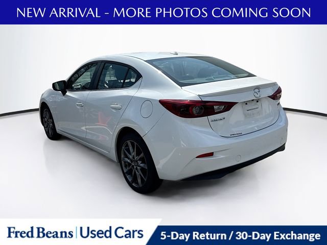 Used 2018 MAZDA MAZDA3 Grand Touring w/ Premium Equipment Package image 4