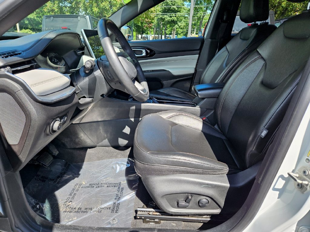 Used 2024 Jeep Compass Limited AWD/4WD image 18
