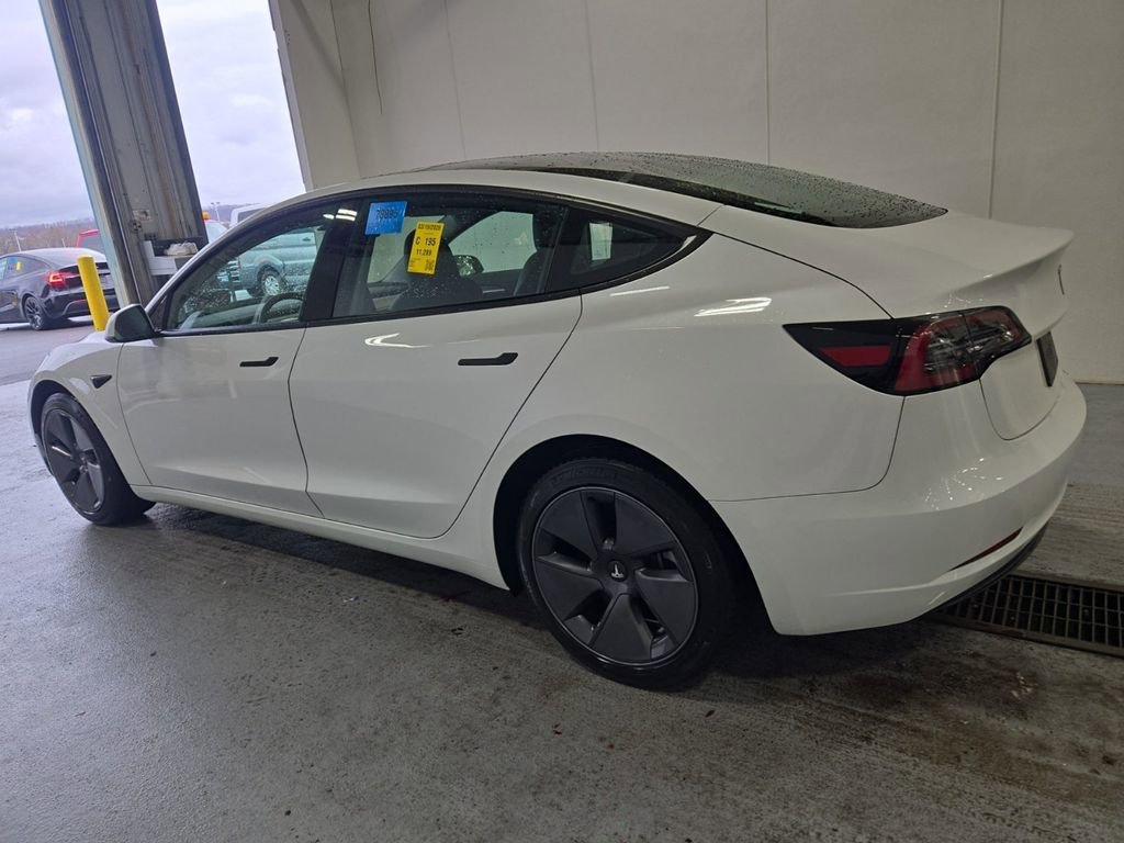 Used 2023 Tesla Model 3 Standard Range image 6