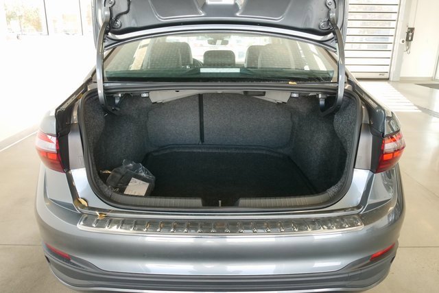 New 2026 Volkswagen Jetta SE image 13