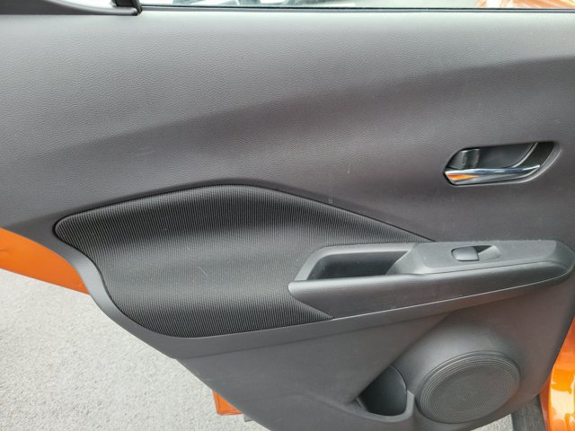 Certified 2022 Nissan Kicks SV w/ Interior Electronics Package FWD image 14
