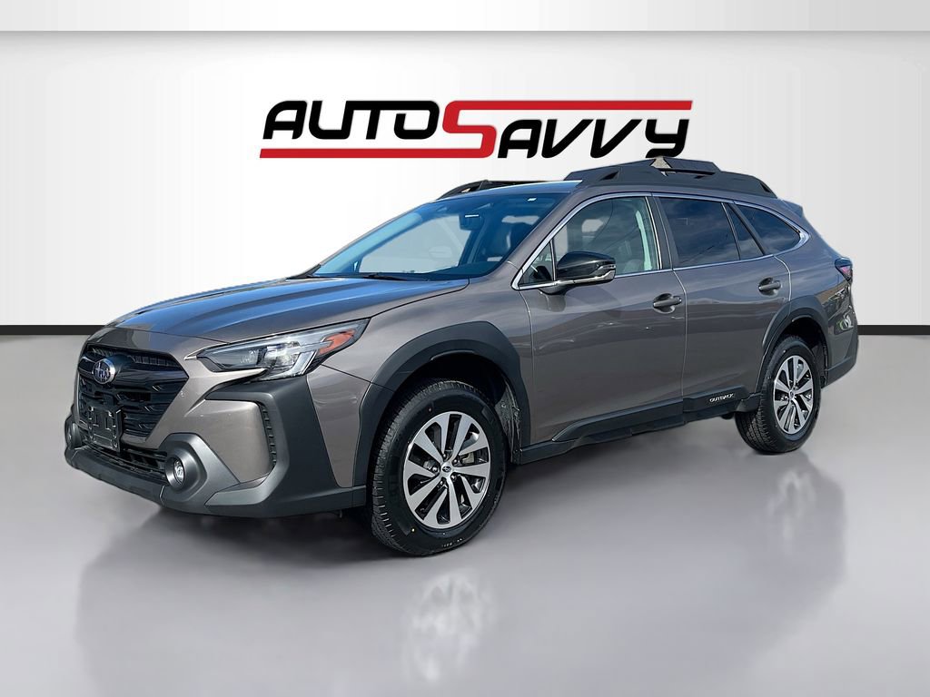 Used 2024 Subaru Outback Premium image 3
