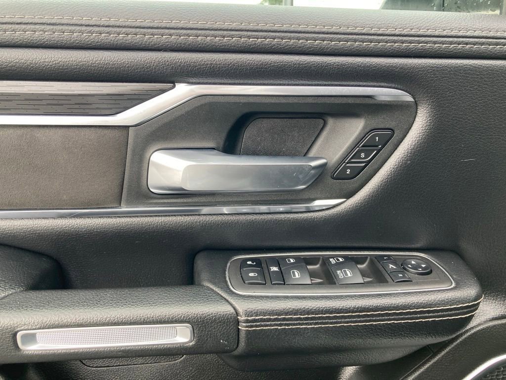 Used 2024 RAM 1500 Laramie RWD image 13