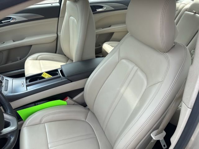 Used 2017 Lincoln MKZ Premiere FWD image 16