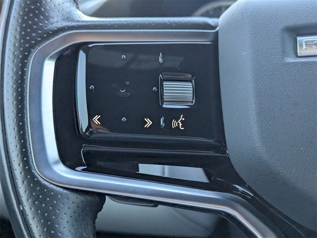 Used 2022 Land Rover Range Rover Evoque R-Dynamic S image 19