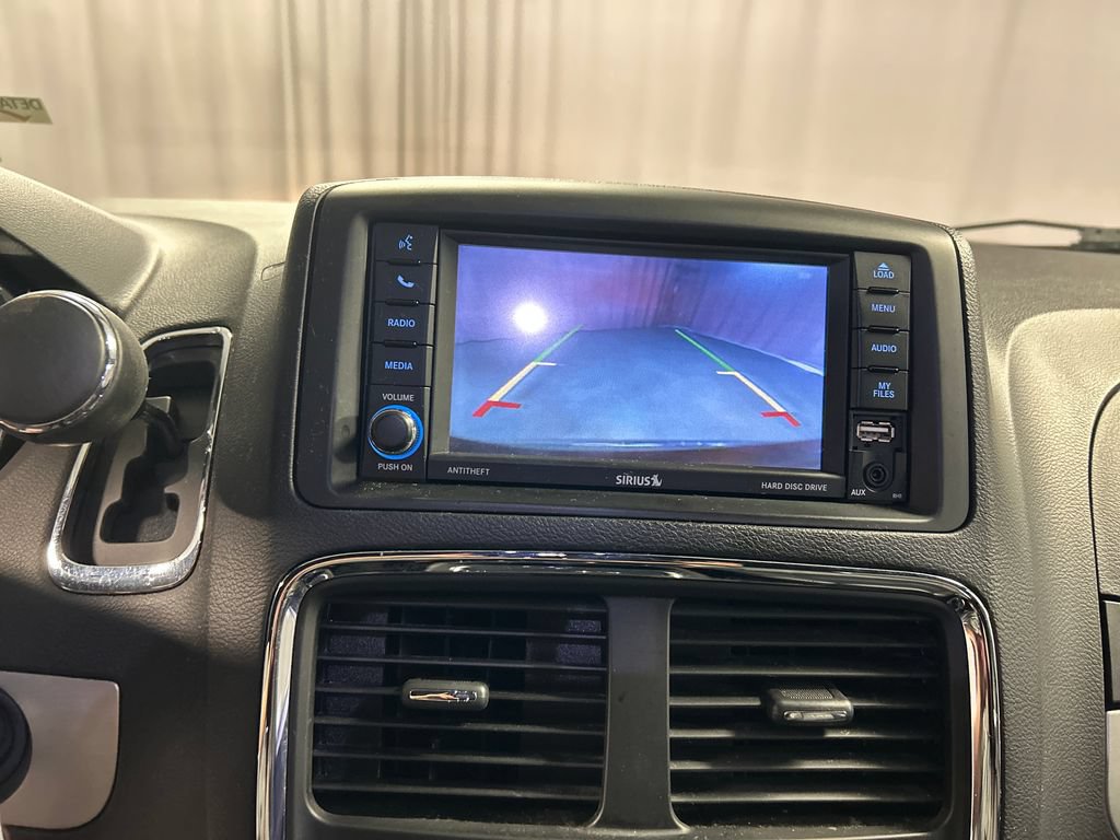 Used 2018 Dodge Grand Caravan GT FWD image 18