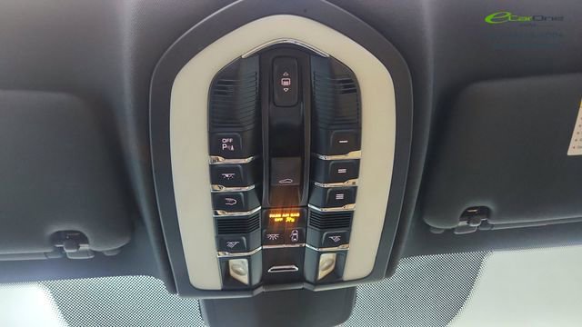 Used 2016 Porsche Cayenne AWD/4WD image 53