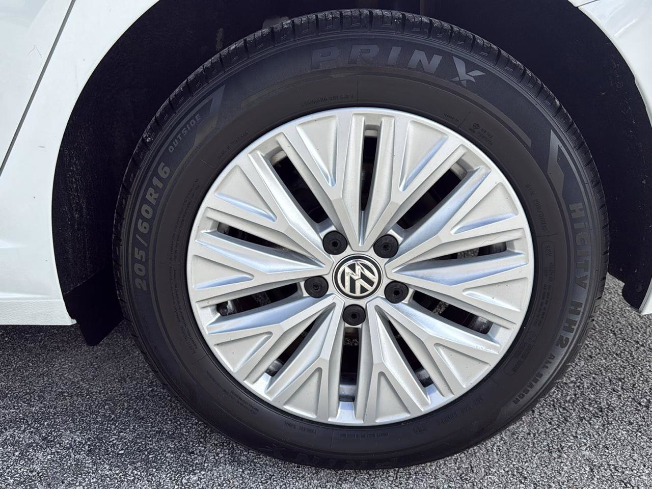Used 2019 Volkswagen Jetta SE FWD image 45