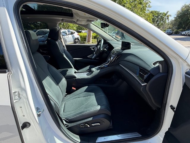 Used 2023 Acura RDX w/ Technology Package FWD image 17