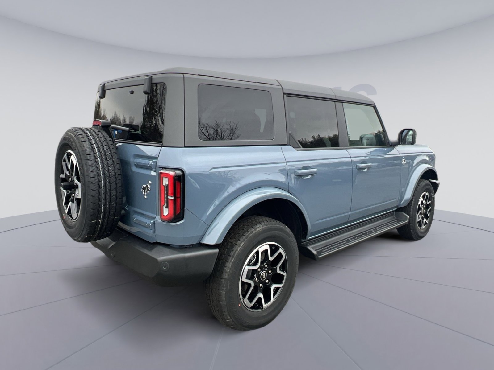 New 2025 Ford Bronco Outer Banks image 7