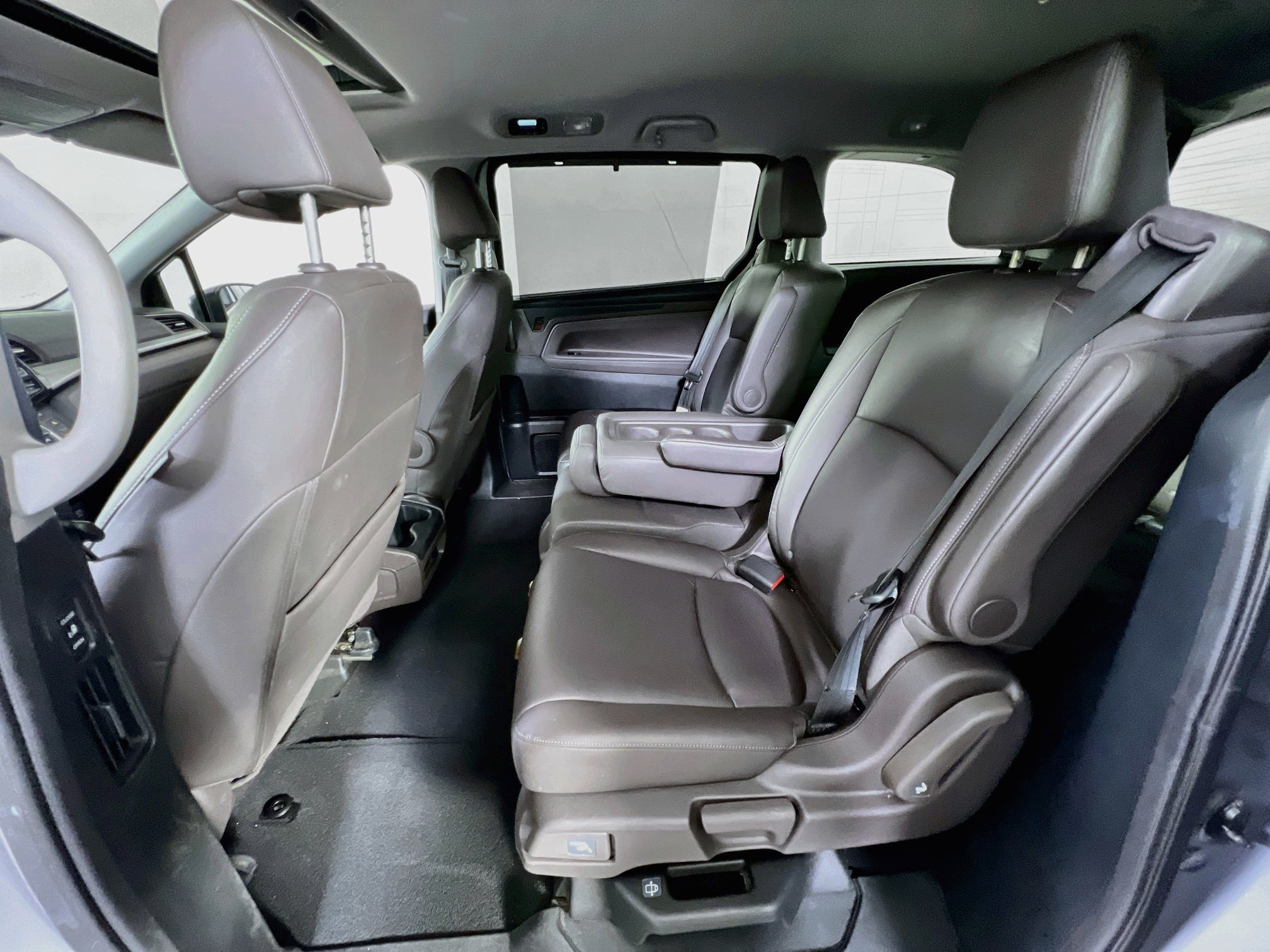 Used 2023 Honda Odyssey EX-L image 24