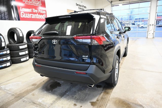 New 2025 Toyota RAV4 XLE image 5