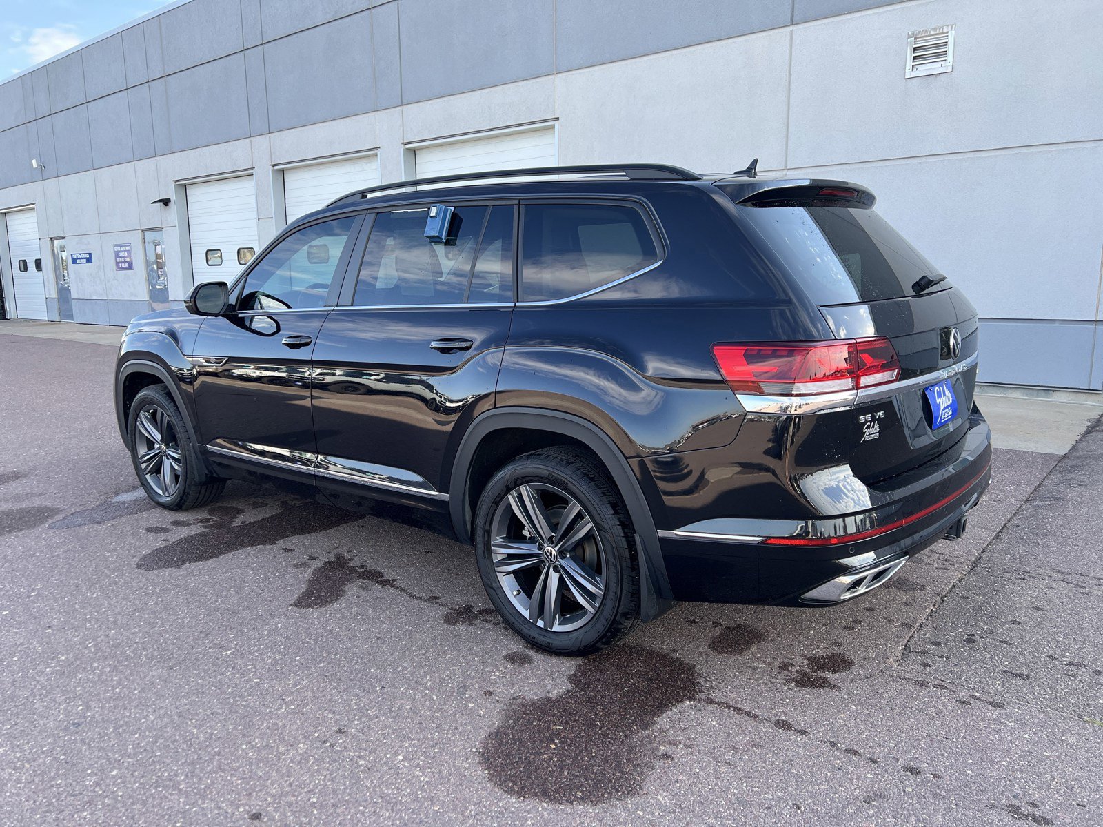 Used 2021 Volkswagen Atlas SE image 13