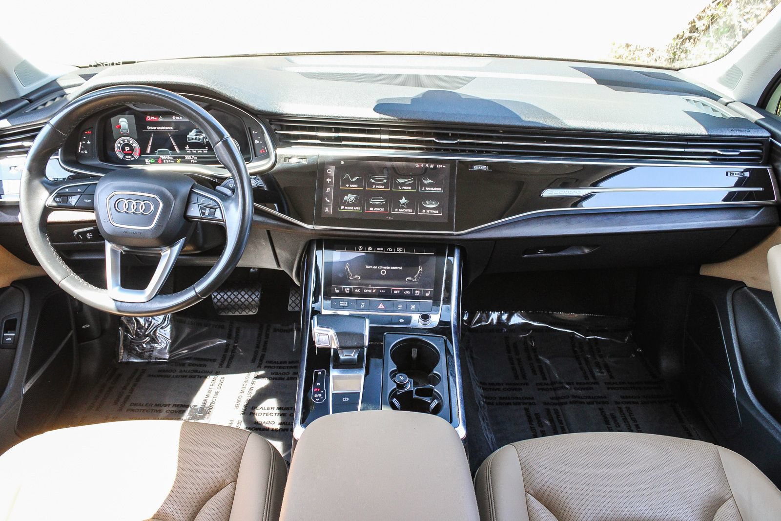 Used 2022 Audi Q7 2.0T Premium Plus w/ Premium Plus Package AWD/4WD image 13