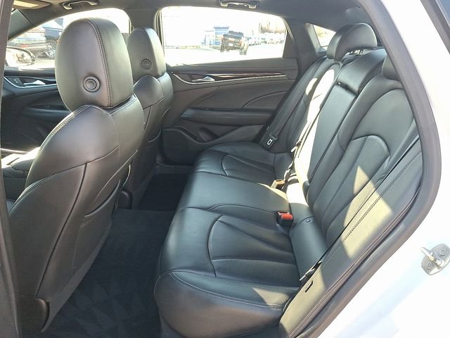 Used 2019 Buick LaCrosse Avenir w/ Driver Confidence Package II image 11