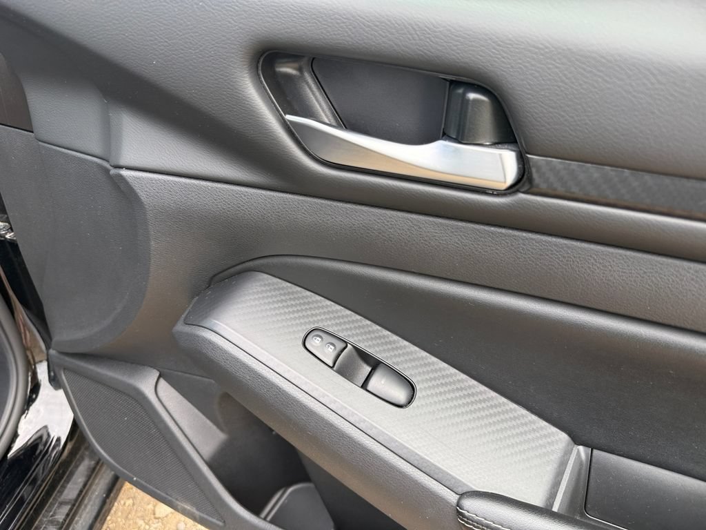 Used 2024 Nissan Altima 2.5 SV FWD image 38
