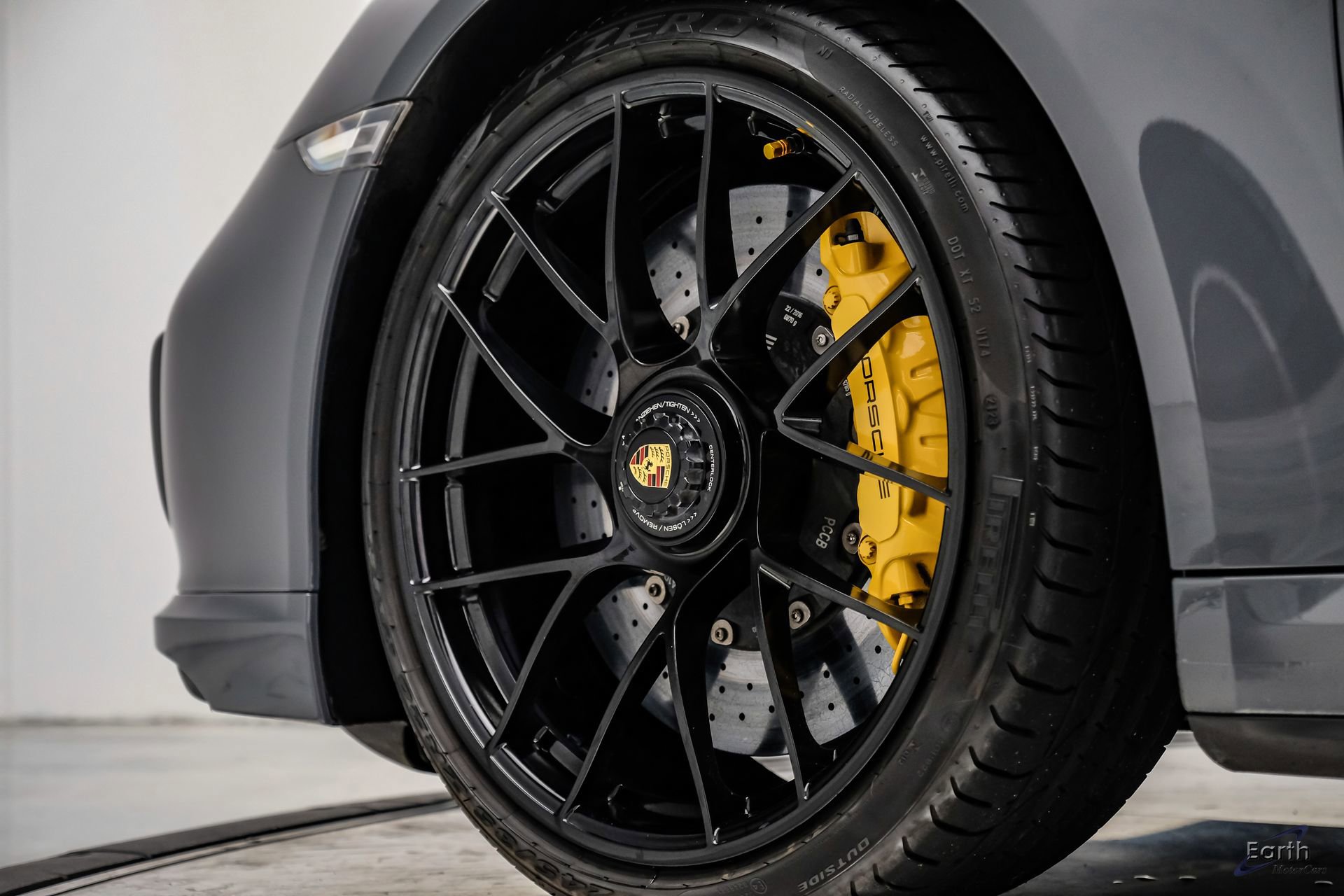 Used 2017 Porsche 911 Turbo S AWD/4WD image 99