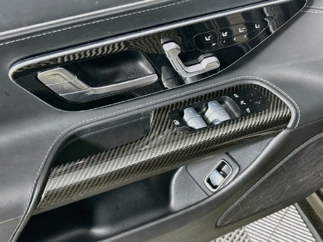 Used 2022 Mercedes-Benz SL 55 AMG 4MATIC image 23
