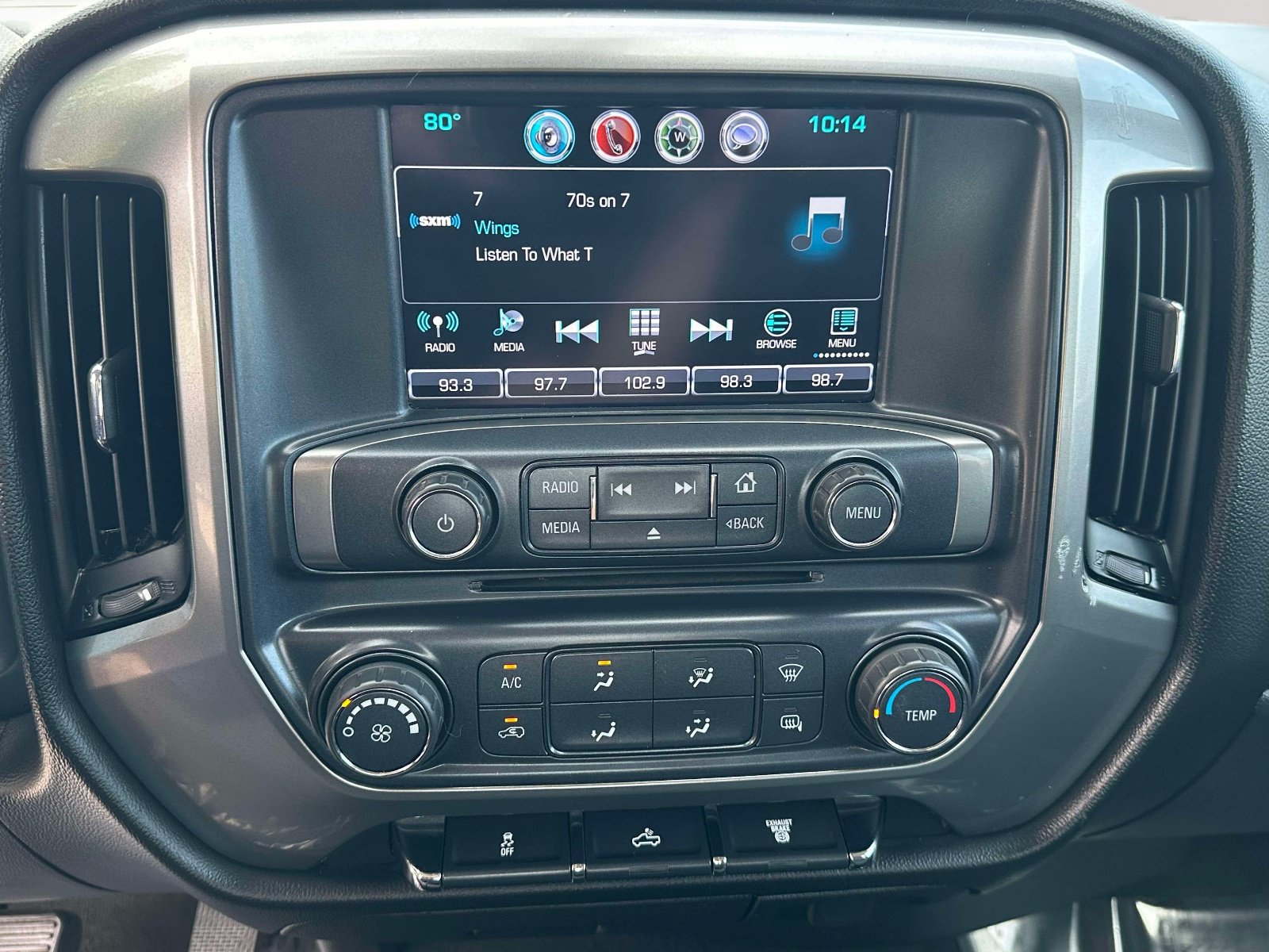 Used 2017 Chevrolet Silverado 2500 LT AWD/4WD image 8