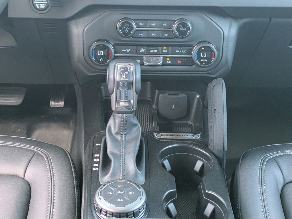 New 2025 Ford Bronco Badlands image 18