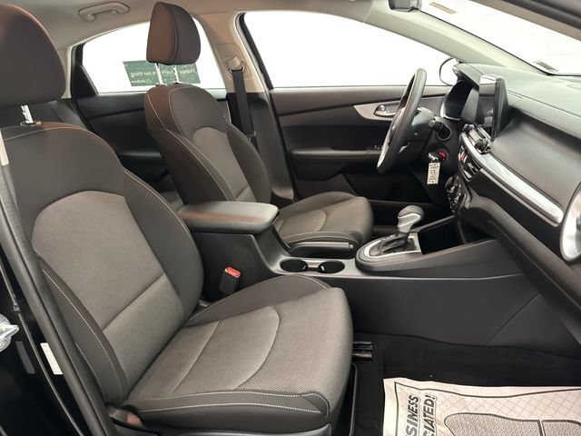 Used 2023 Kia Forte LXS FWD image 40