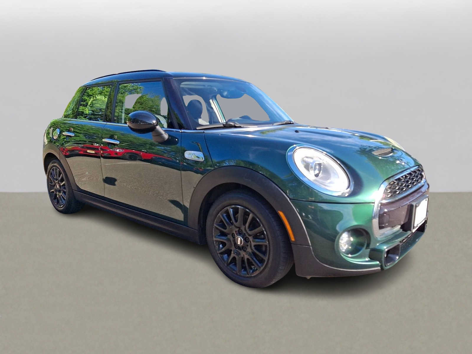 Used 2017 MINI Cooper S FWD image 3