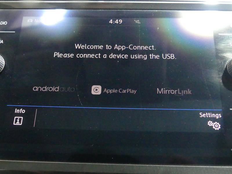 Used 2019 Volkswagen Tiguan SE w/ Panoramic Sunroof Package image 42