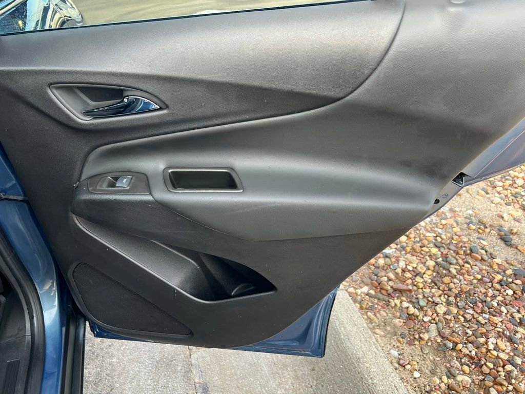 Used 2024 Chevrolet Equinox LT w/ LPO, Floor Liner Package image 21