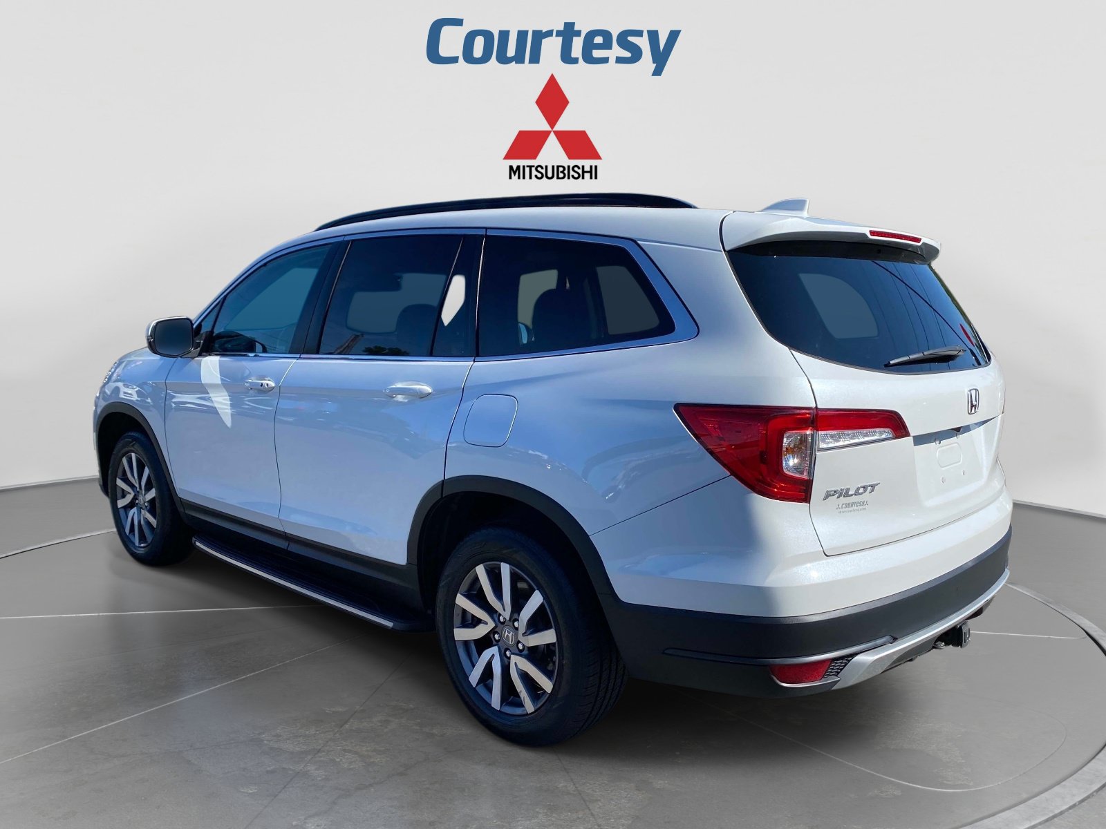 Used 2020 Honda Pilot EX-L image 3