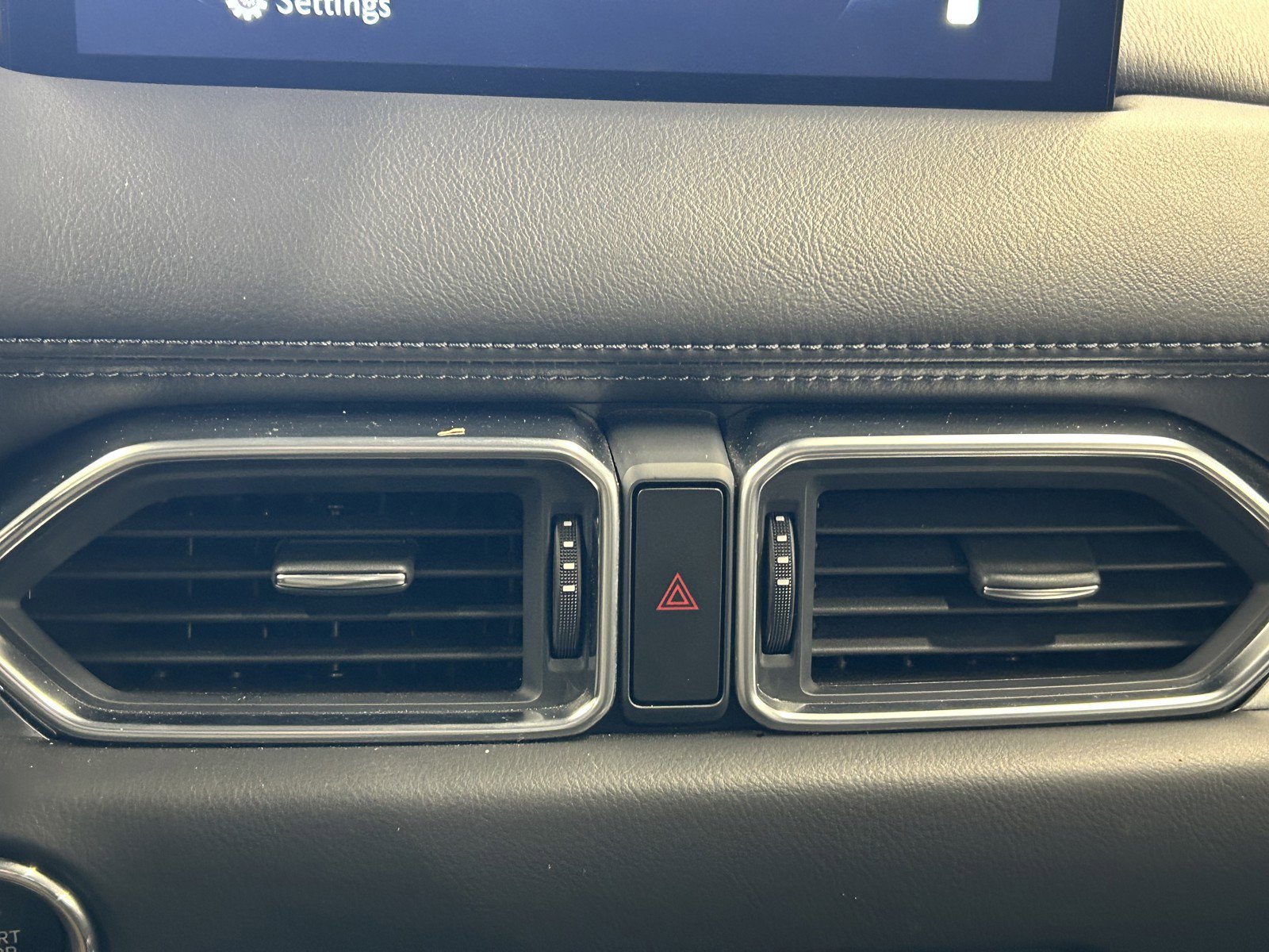 Used 2024 MAZDA CX-5 Carbon Edition image 32