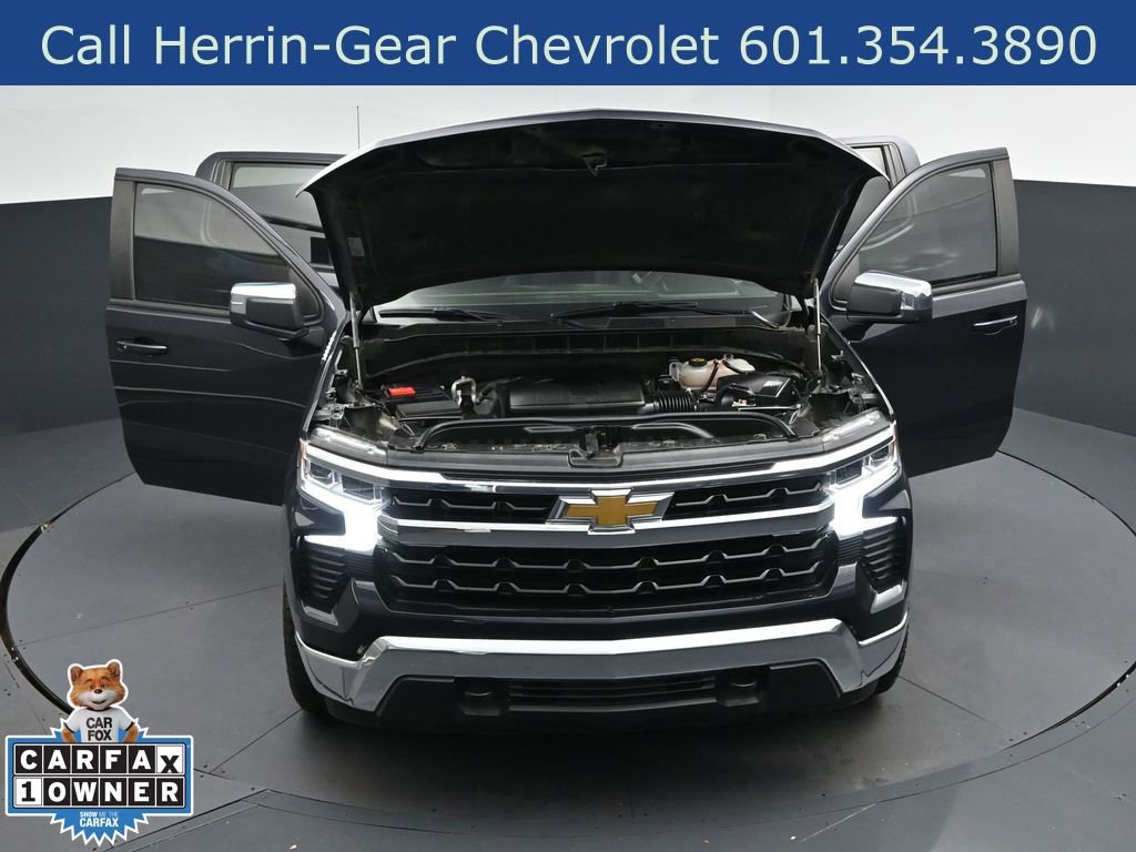 Used 2023 Chevrolet Silverado 1500 LT AWD/4WD image 47