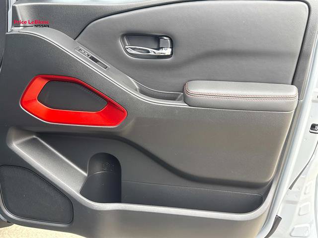 Used 2024 Nissan Frontier Pro-X RWD image 13