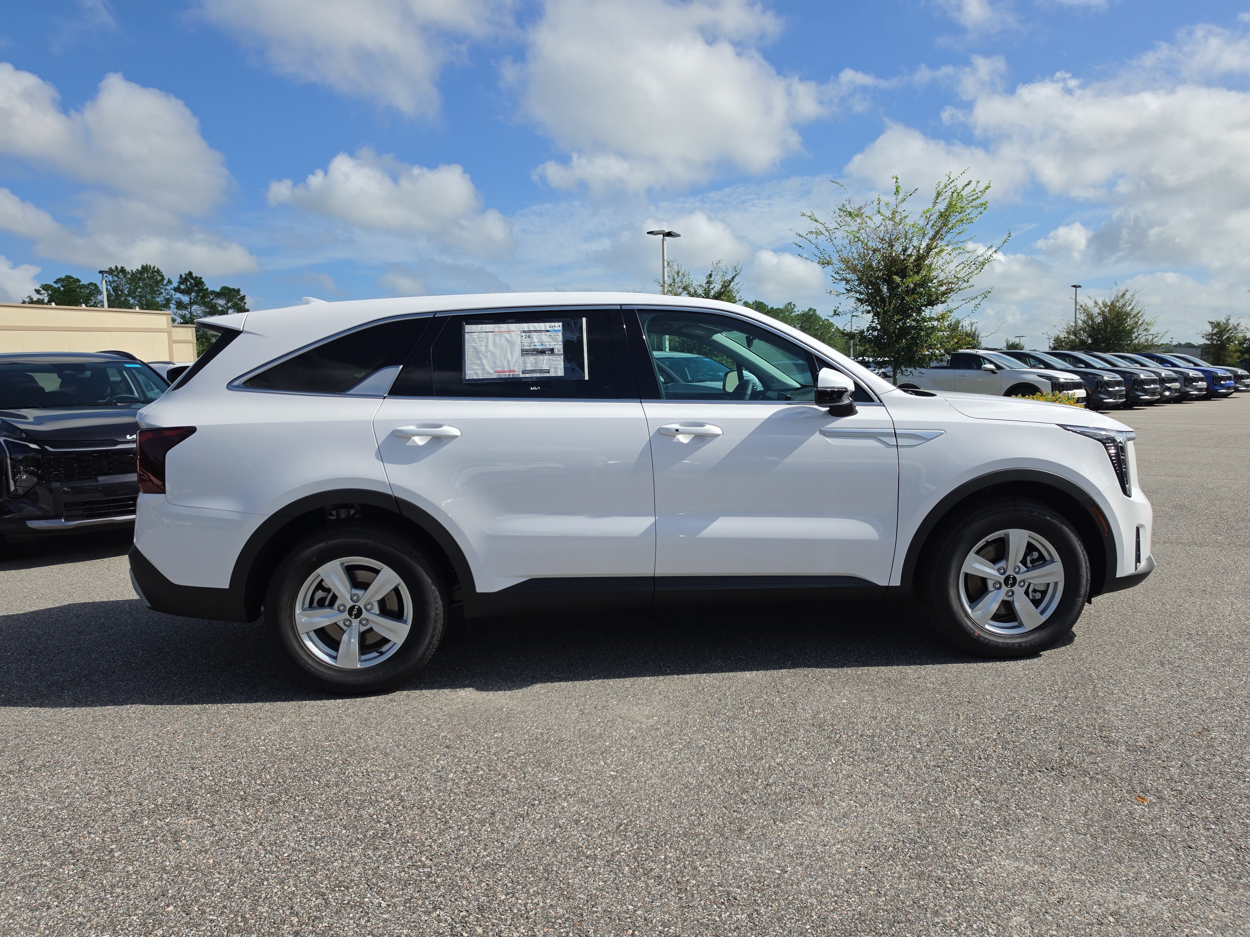 New 2026 Kia Sorento LX FWD image 9