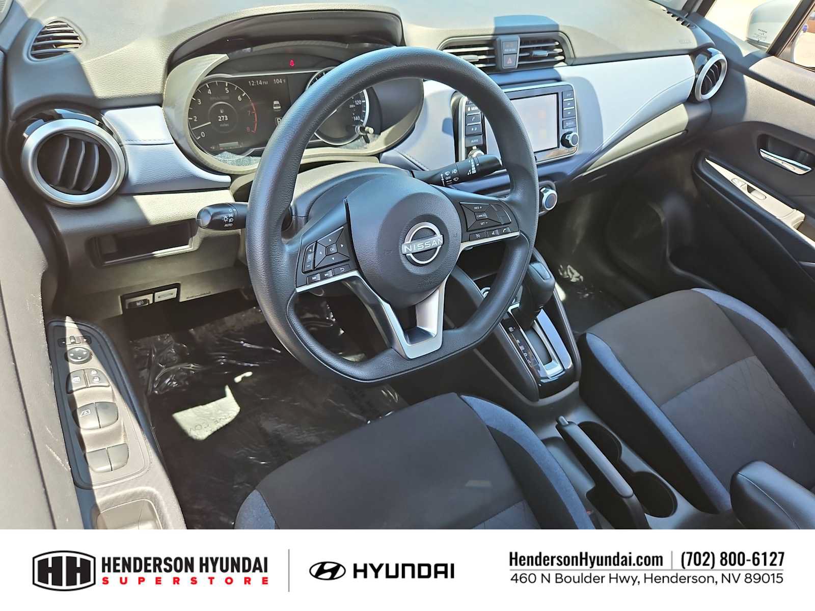Used 2023 Nissan Versa SV FWD image 10