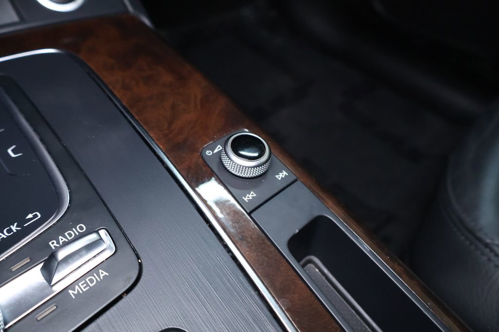 Used 2018 Audi Q5 2.0T Premium Plus w/ Premium Plus Package image 45