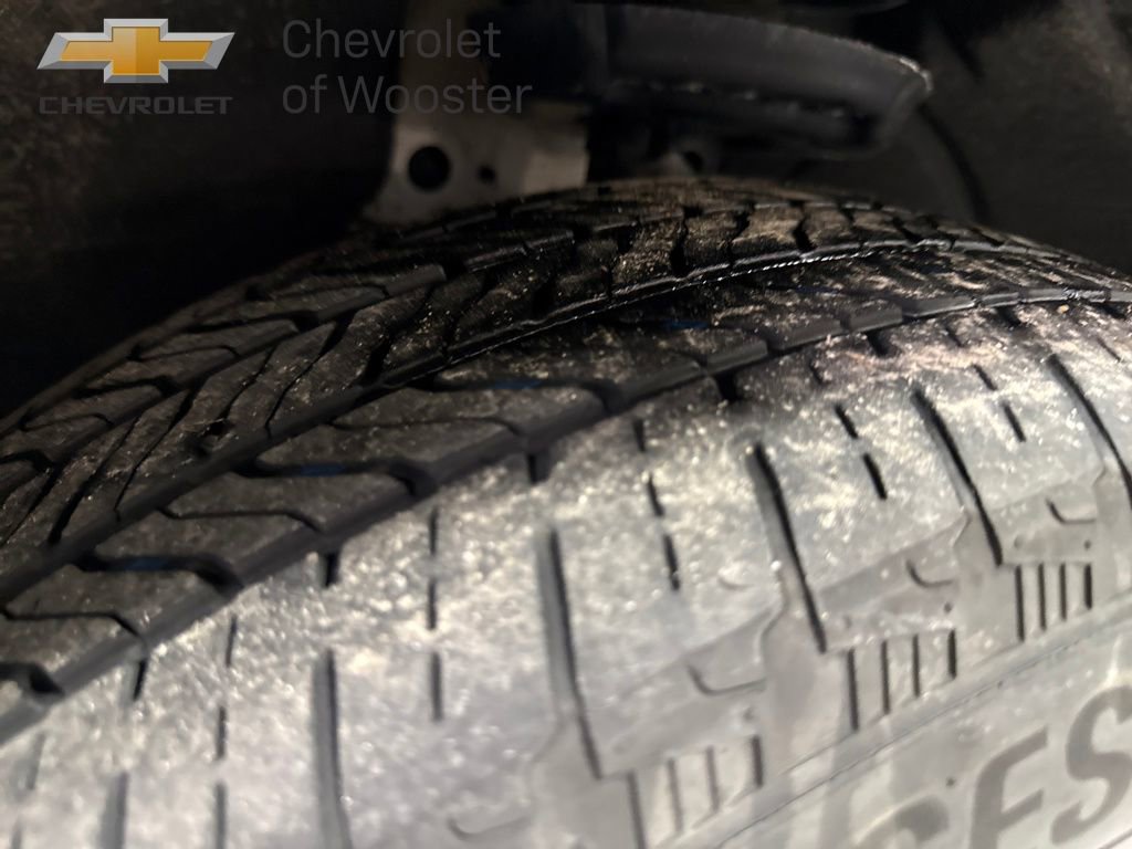 Used 2023 GMC Terrain SLE w/ Driver Convenience Package image 33