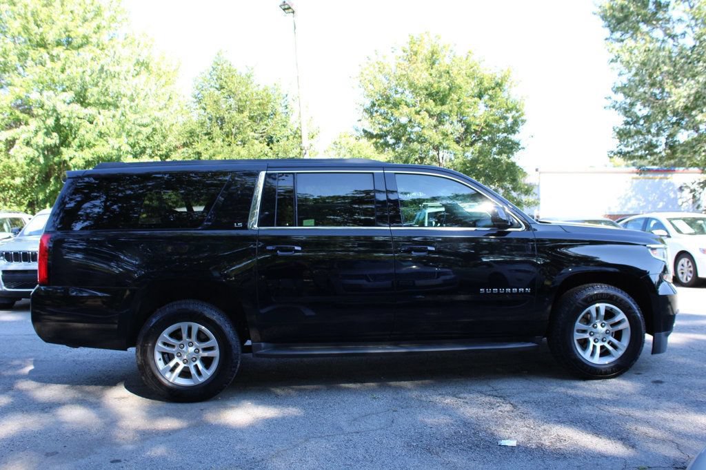 Used 2015 Chevrolet Suburban LS RWD image 5