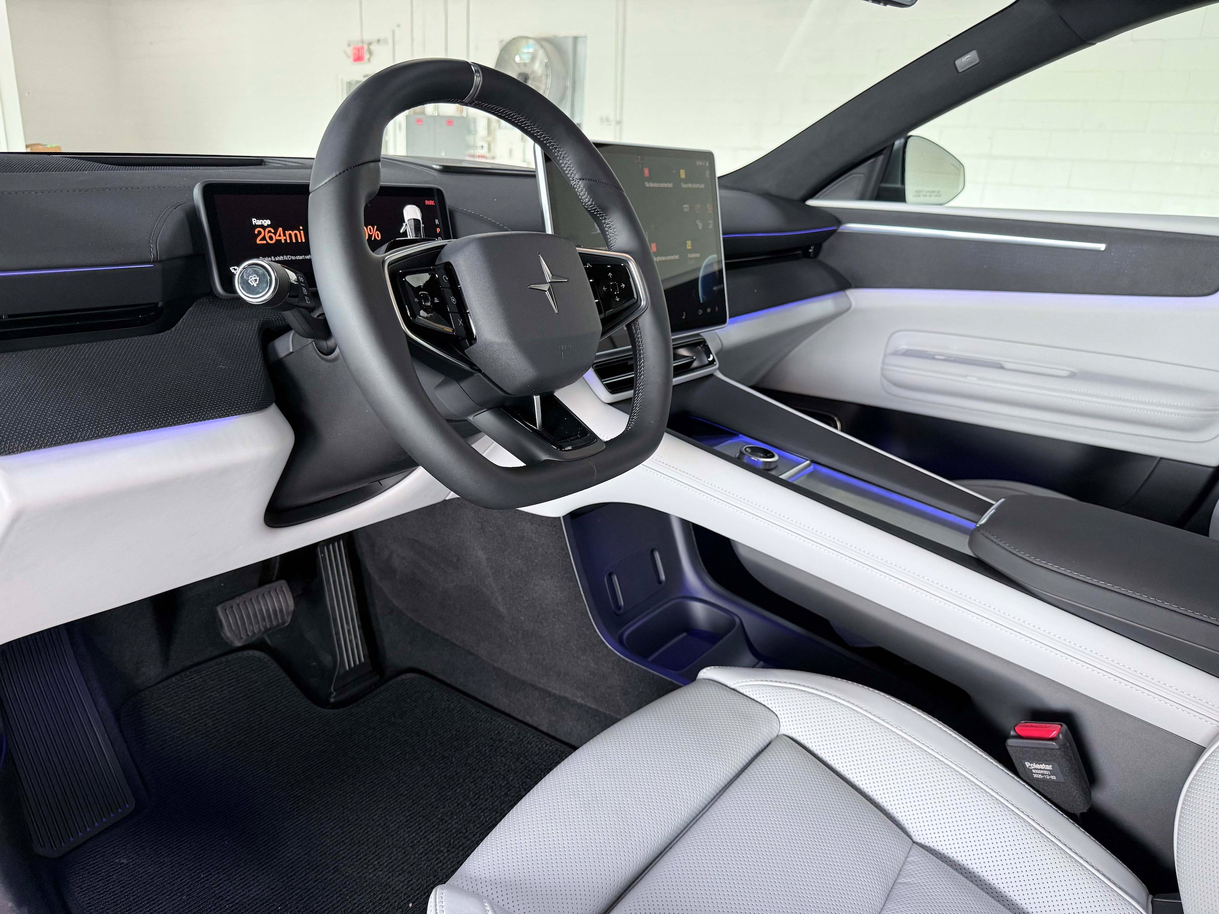 New 2026 Polestar Polestar 4 w/ Performance Pack AWD/4WD image 12