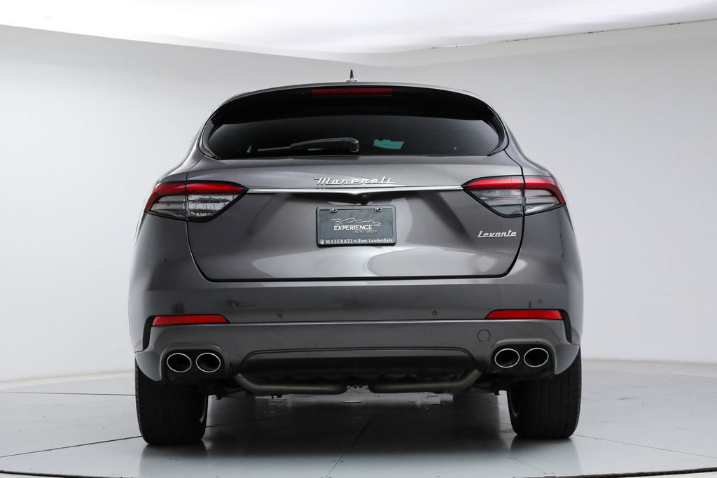 Certified 2023 Maserati Levante GT AWD/4WD image 4
