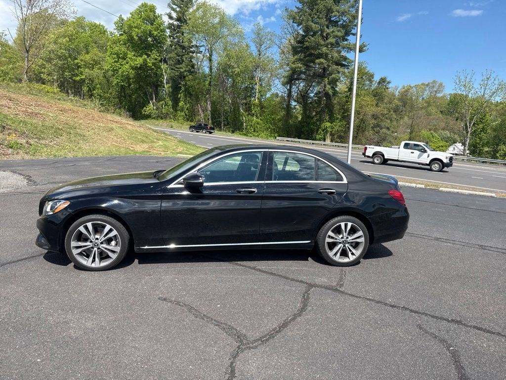 Used 2018 Mercedes-Benz C 300 4MATIC Sedan image 6