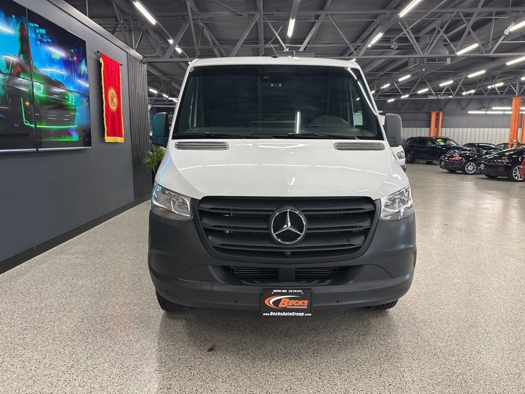 Used 2022 Mercedes-Benz Sprinter 1500 image 21