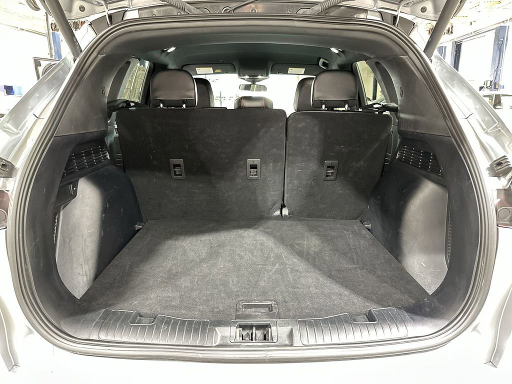 Used 2024 Ford Escape ST-Line image 19