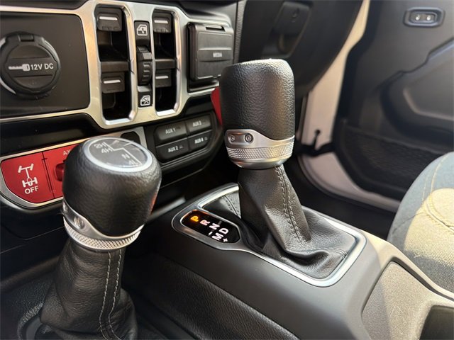 Used 2024 Jeep Gladiator Sport image 31