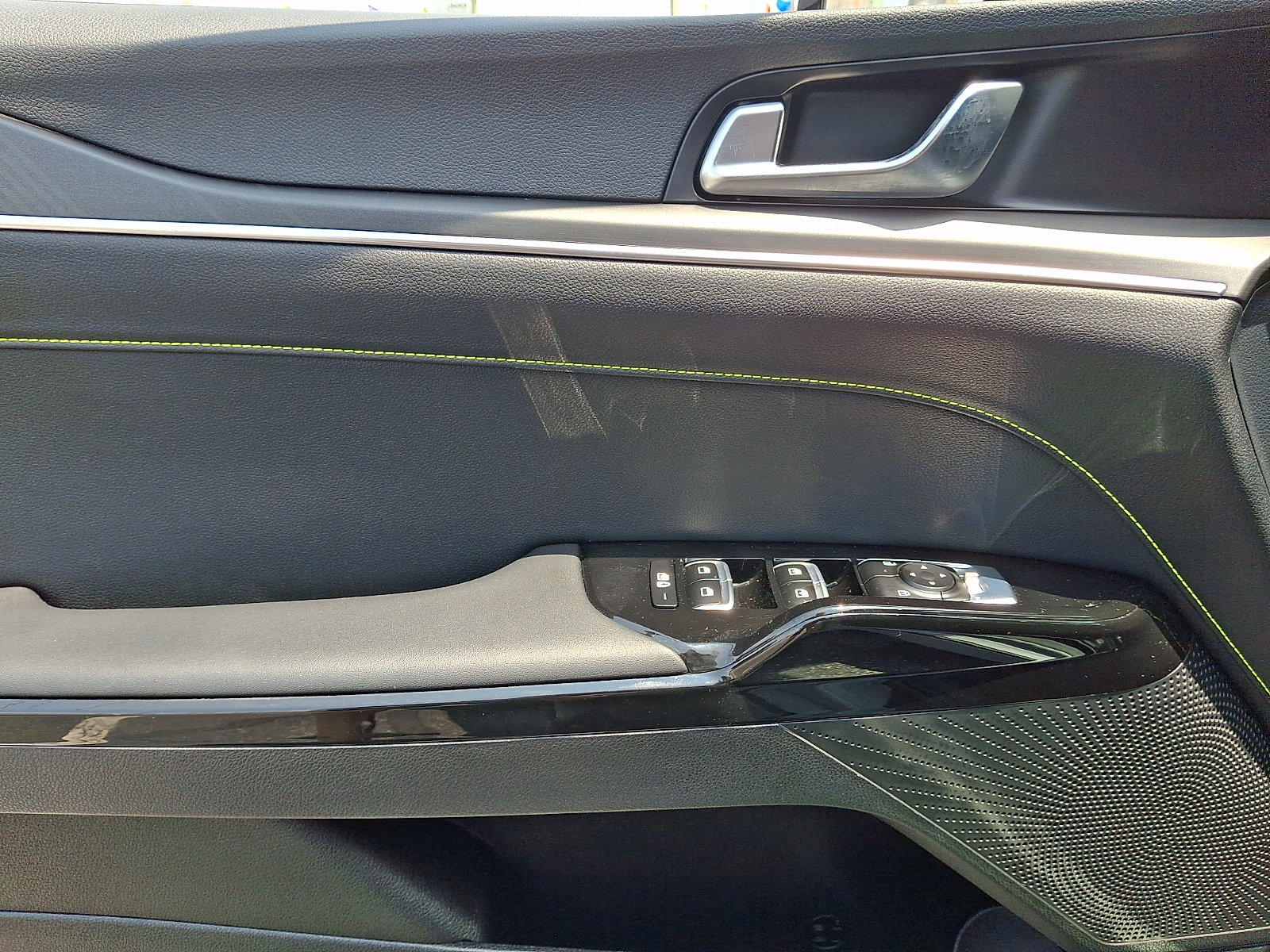 Certified 2025 Kia K5 GT FWD image 11